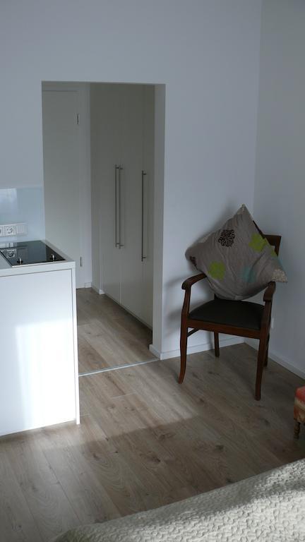 Ferienwohnung Moltke 120 Düsseldorf Zimmer foto